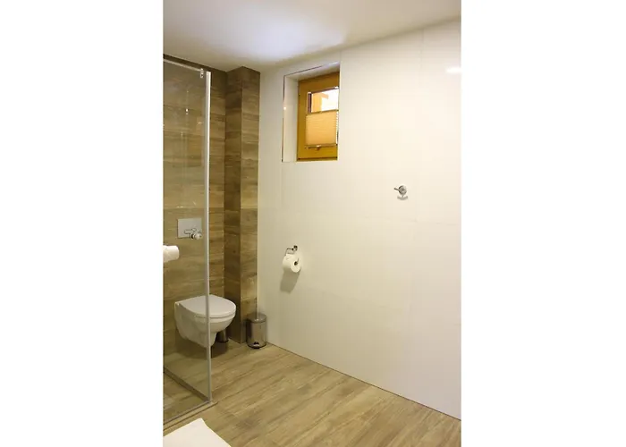 Pod Niedzwiedziem Centrum Ii