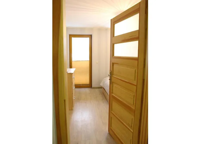 Pod Niedzwiedziem Centrum Ii *