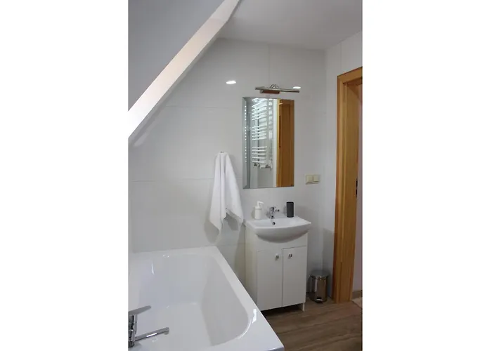 Pod Niedzwiedziem Centrum Ii アパート *