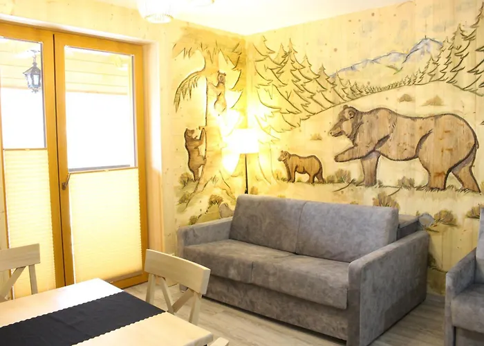 Pod Niedzwiedziem Centrum Ii アパート