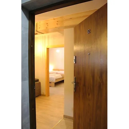 Pod Niedzwiedziem Centrum Ii