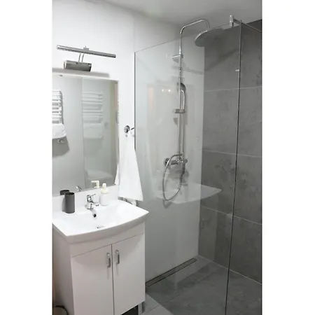 Pod Niedzwiedziem Centrum Ii *